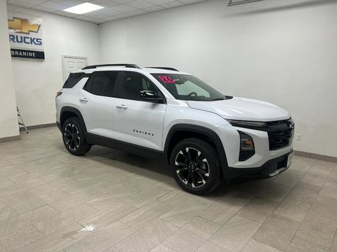 New 2026 Chevrolet Equinox RS FWD image 11