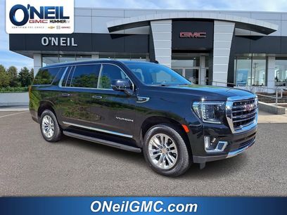 Used 2022 GMC Yukon XL SLT w/ SLT Luxury Package