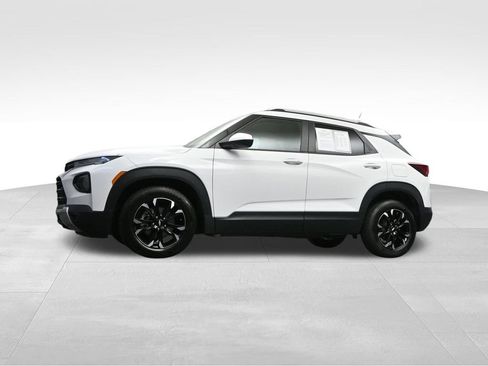 Used 2023 Chevrolet TrailBlazer LT w/ Convenience Package FWD image 24