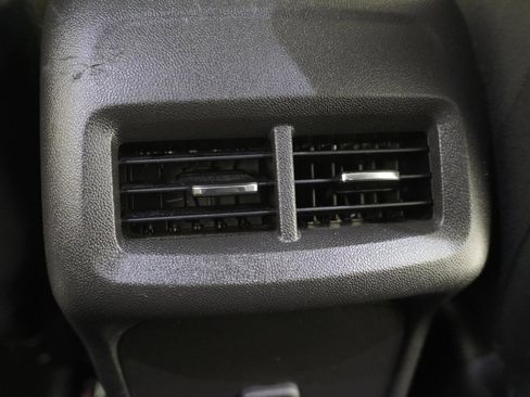 Used 2022 Chevrolet Equinox LT FWD image 40