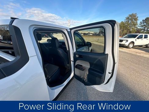 Used 2025 Ford Maverick Lariat w/ 4K Tow Package image 19