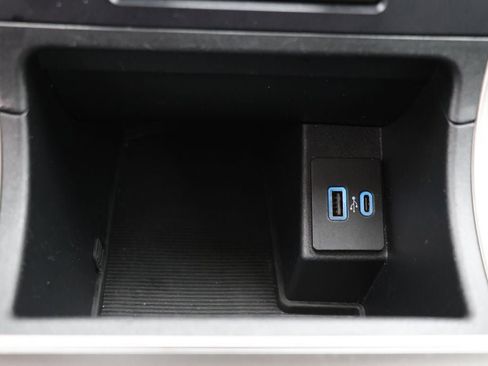 Used 2024 Ford Edge SEL image 26