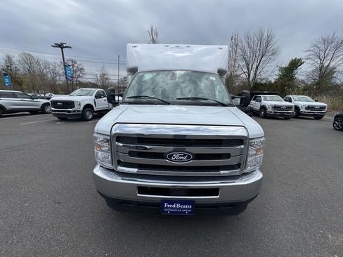 New 2026 Ford E-350 and Econoline 350 Super Duty w/ Power Equipment Group image 2