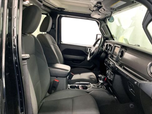 Used 2021 Jeep Wrangler Unlimited Sport AWD/4WD image 11