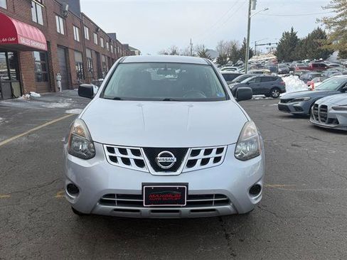 Used 2014 Nissan Rogue S image 2