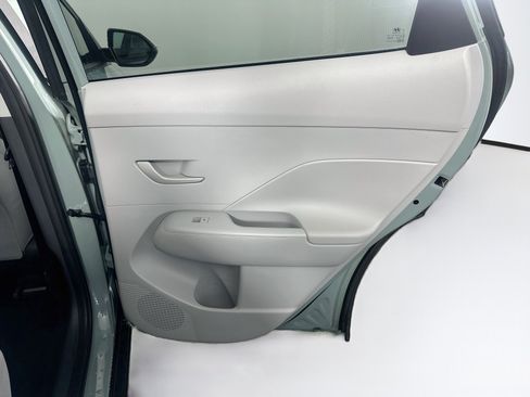 Used 2025 Hyundai Kona SEL FWD image 29