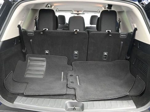 Used 2025 Nissan Pathfinder SV FWD image 21