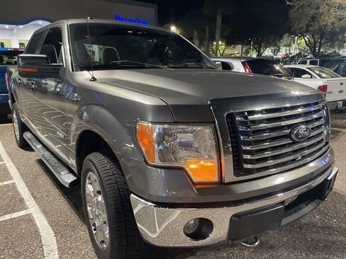 Used 2011 Ford F150 XLT w/ XLT Chrome Pkg image 2