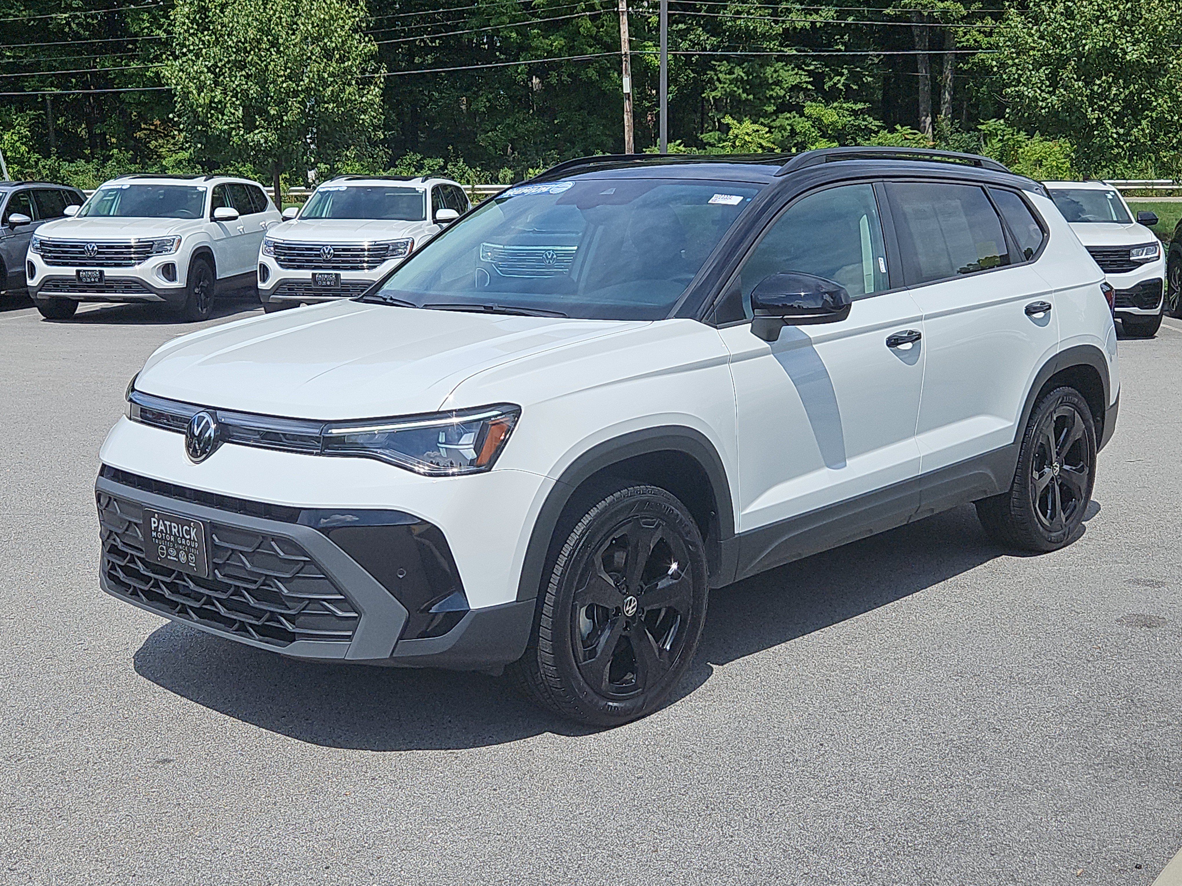 Used 2025 Volkswagen Taos SE AWD/4WD image 23