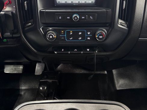 Used 2019 Chevrolet Silverado 2500 W/T AWD/4WD image 17