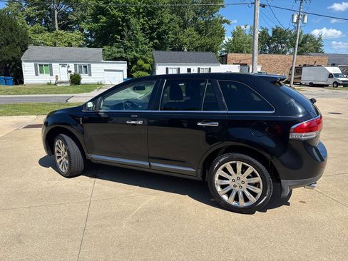 Used 2011 Lincoln MKX AWD w/ 102A Rapid Spec Order Code image 5