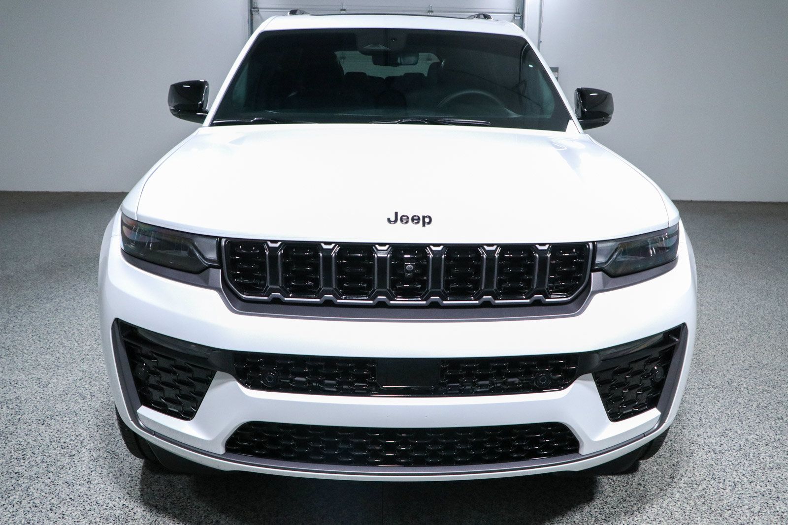 Used 2026 Jeep Grand Cherokee L Limited AWD/4WD image 4