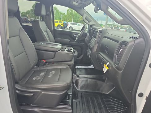 Used 2024 Chevrolet Silverado 2500 W/T w/ WT Convenience Package RWD image 27