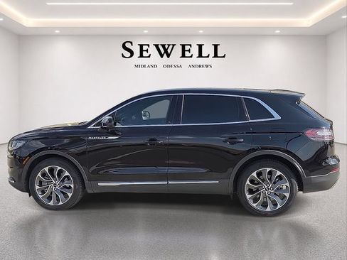 Used 2023 Lincoln Nautilus Reserve w/ Luxury Package AWD/4WD image 2