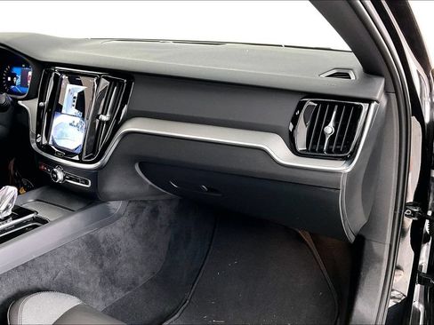 Used 2024 Volvo S60 B5 Plus w/ Climate Package AWD/4WD image 19