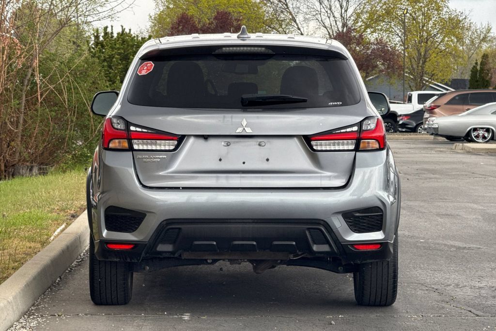 Used 2025 Mitsubishi Outlander Sport ES AWD/4WD image 8