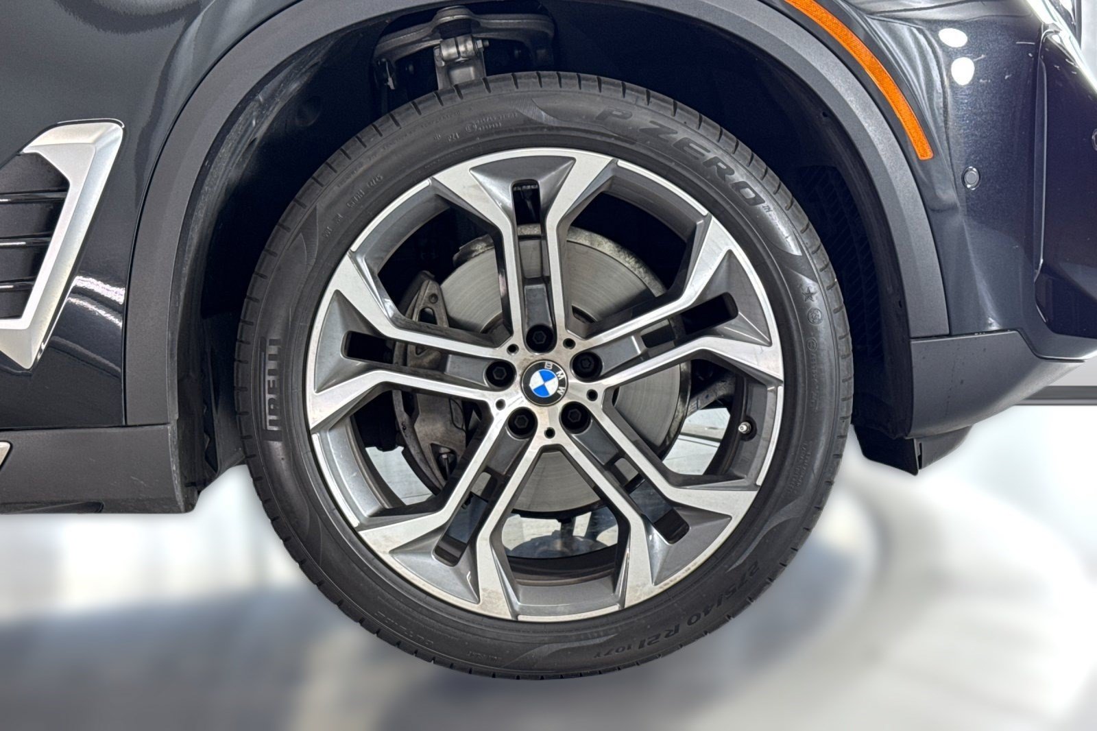 Used 2026 BMW X5 sDrive40i w/ Climate Comfort Package RWD image 13