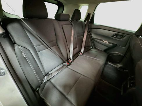Used 2024 Nissan Rogue S AWD/4WD image 25