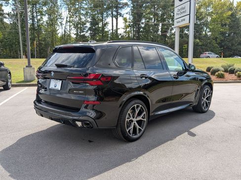 New 2026 BMW X5 xDrive40i w/ M Sport Package image 3