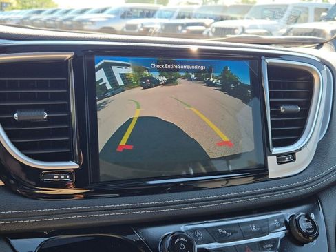 New 2026 Chrysler Pacifica Limited w/ S Appearance Package image 31