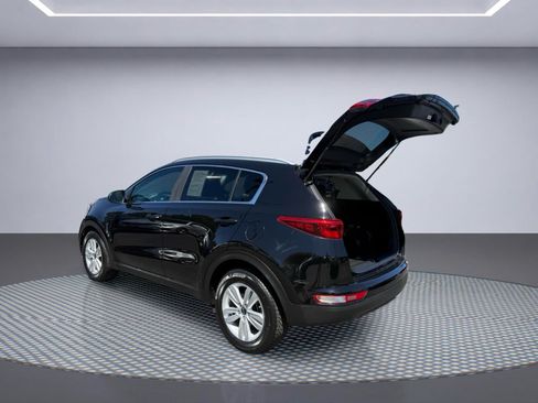 Used 2018 Kia Sportage LX w/ LX Popular Package FWD image 8