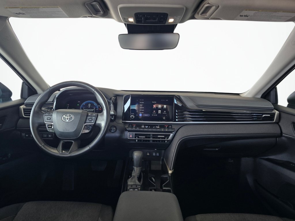 Used 2025 Toyota Camry LE w/ Convenience Package FWD image 30