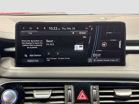 Used 2023 Genesis G70 2.0T image 15