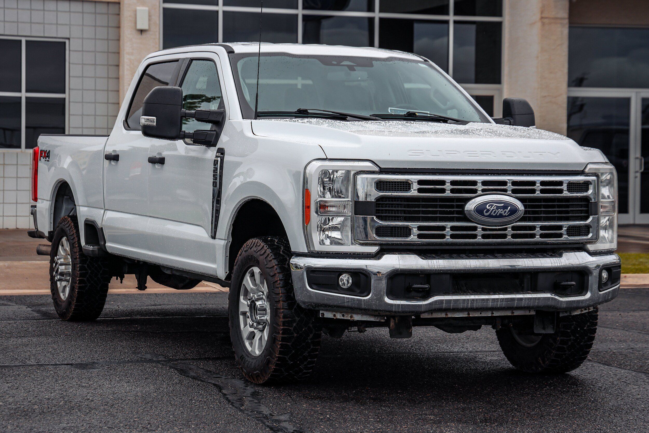 Used 2023 Ford F250 XLT w/ FX4 Off-Road Package AWD/4WD image 3