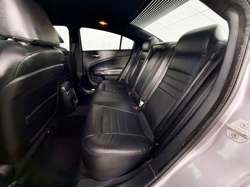 Used 2014 Dodge Charger SXT image 23
