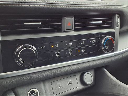 Certified 2021 Nissan Rogue S image 21