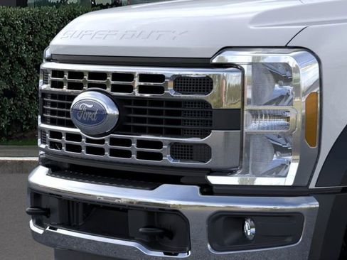 New 2026 Ford F550 4x4 Crew Cab Super Duty image 17