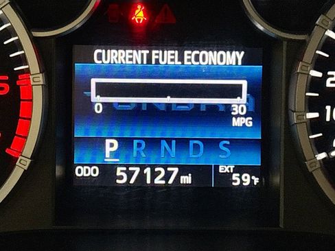 Used 2015 Toyota Tundra SR5 image 14