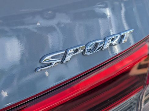 Used 2024 Honda Civic Sport image 11