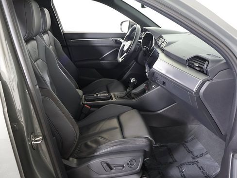 Used 2020 Audi Q3 2.0T Premium Plus w/ Premium Plus Package image 35