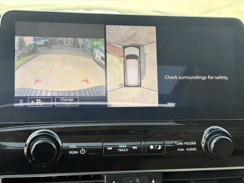 Used 2023 Nissan Armada Platinum w/ Captain's Chairs Package RWD image 29