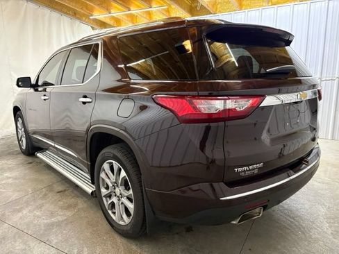 Used 2020 Chevrolet Traverse Premier w/ LPO, Floor Liner Package FWD image 7