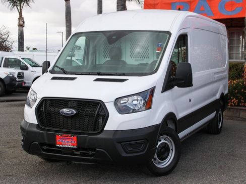 Used 2021 Ford Transit 250 Medium Roof image 4