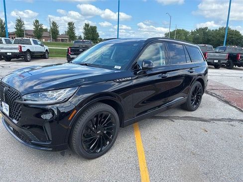 New 2025 Lincoln Aviator Reserve w/ Equipment Group 201A image 9