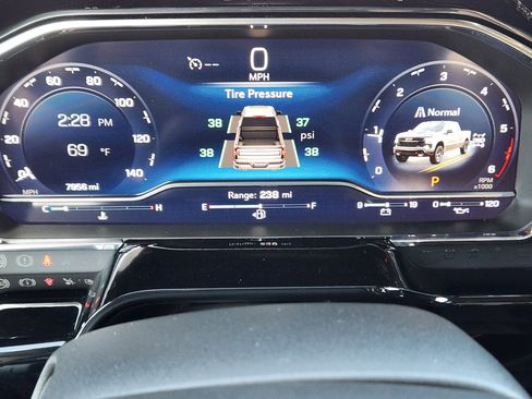 Certified 2025 Chevrolet Silverado 1500 LT Trail Boss image 16