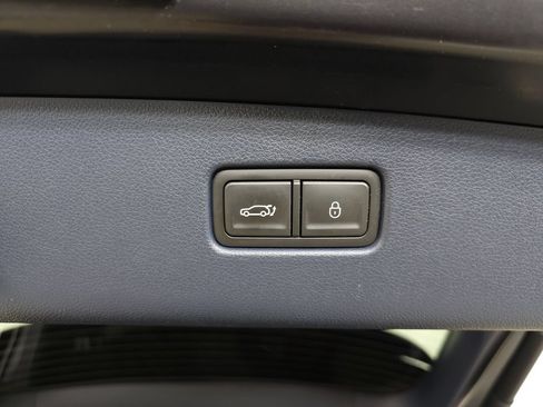 Used 2024 Genesis GV70 2.5T w/ Sport Prestige Package AWD/4WD image 9