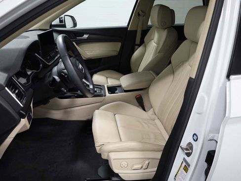 Used 2024 Audi Q5 2.0T Premium image 5