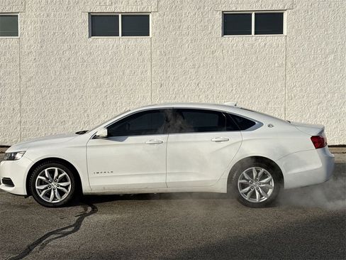 Used 2017 Chevrolet Impala LT image 10