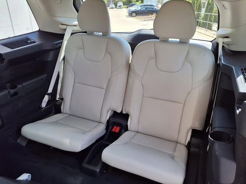 Used 2023 Volvo XC90 B6 Plus w/ Protection Package AWD/4WD image 9