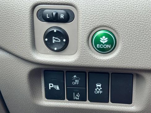 Used 2019 Honda Pilot Touring image 36