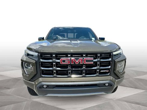 Used 2023 GMC Canyon AT4 w/ AT4 Premium Package AWD/4WD image 3