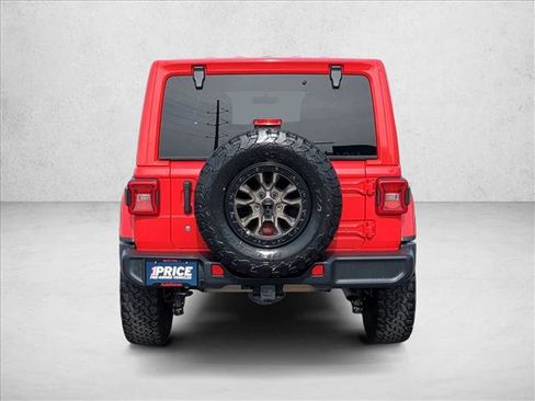 Used 2018 Jeep Wrangler Unlimited Sahara image 7