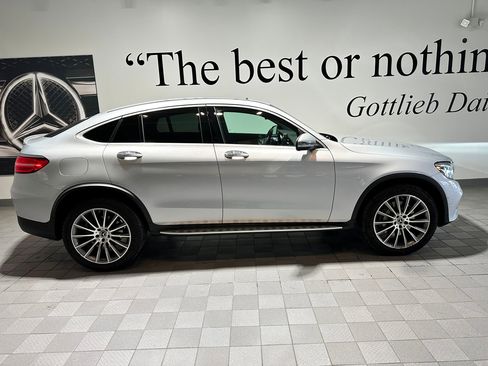 Certified 2019 Mercedes-Benz GLC 300 4MATIC image 3