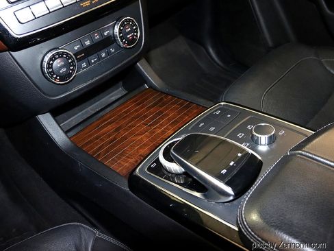 Used 2017 Mercedes-Benz GLS 550 4MATIC w/ Driver Assistance Package image 27