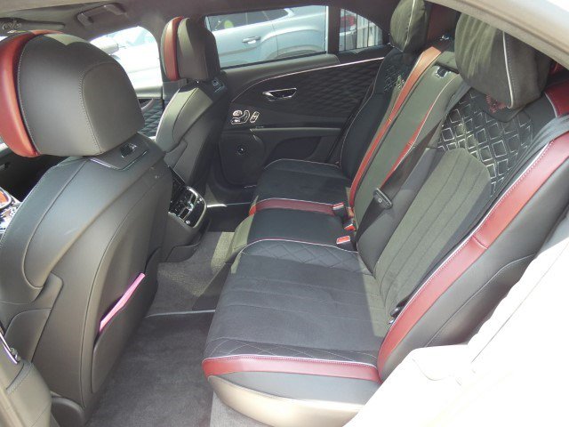 Used 2024 Bentley Flying Spur W12 AWD/4WD image 9