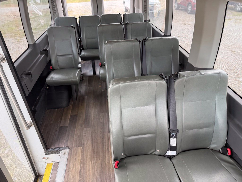 Certified 2023 Ford Transit 350 XL AWD/4WD image 5